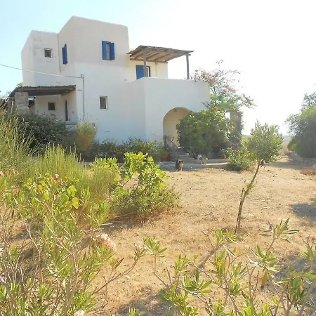 Nyaraló Traditional House With Sea View
